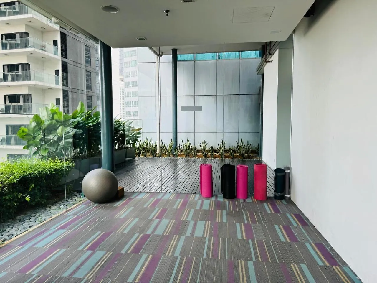 Mercu Summer Suites Nearby Klcc Kuala Lumpur Apartment